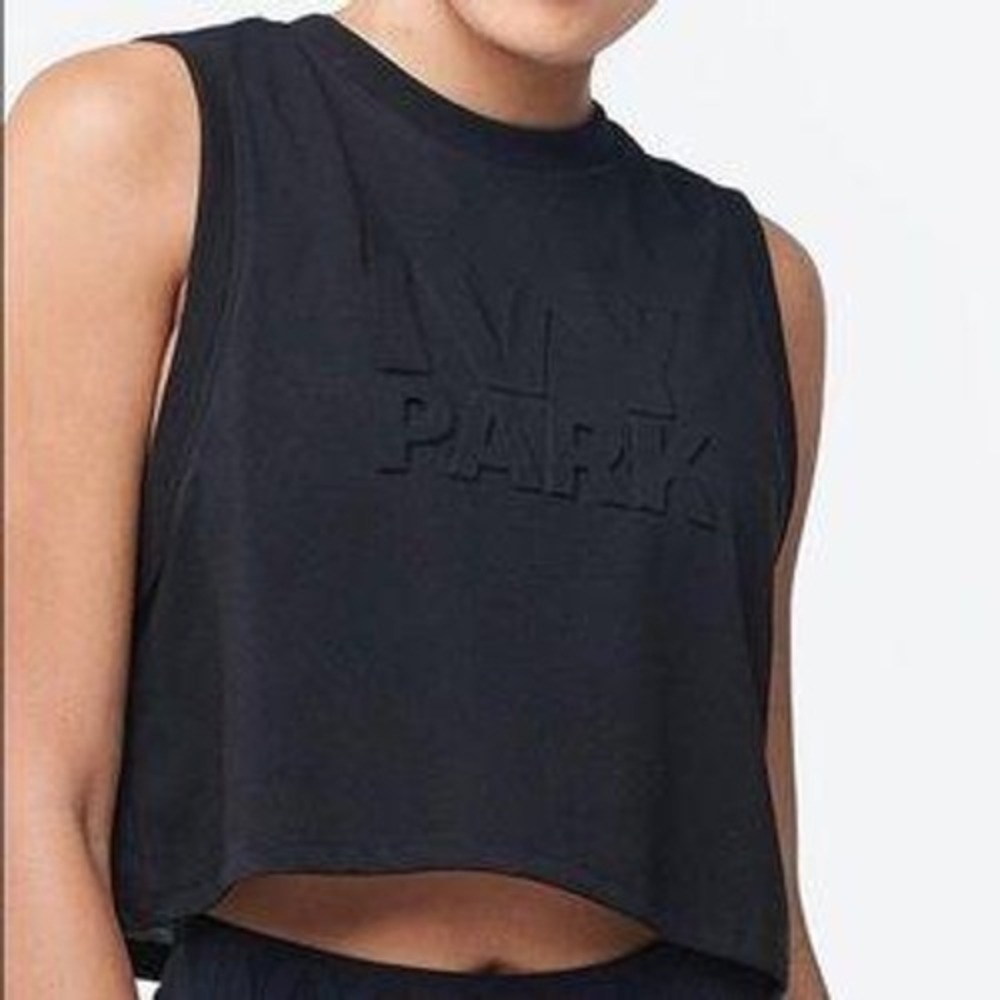 Ivy Park Black Muscle High Neck Crop Sleeveless Tee Embossed Letters Small